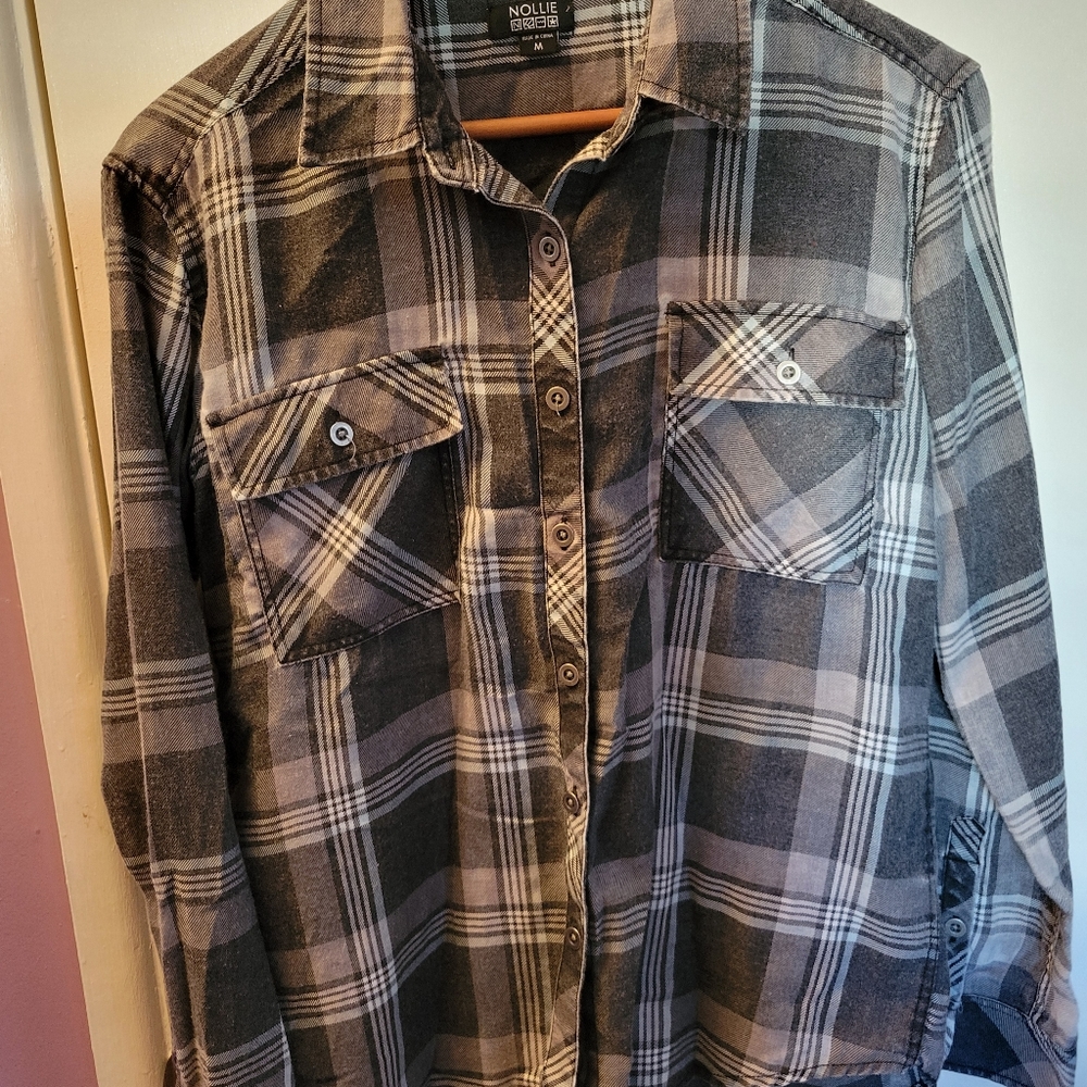 Nollie womens long sleeve flannel shirt, gray/wh checkers sz M flat buttons